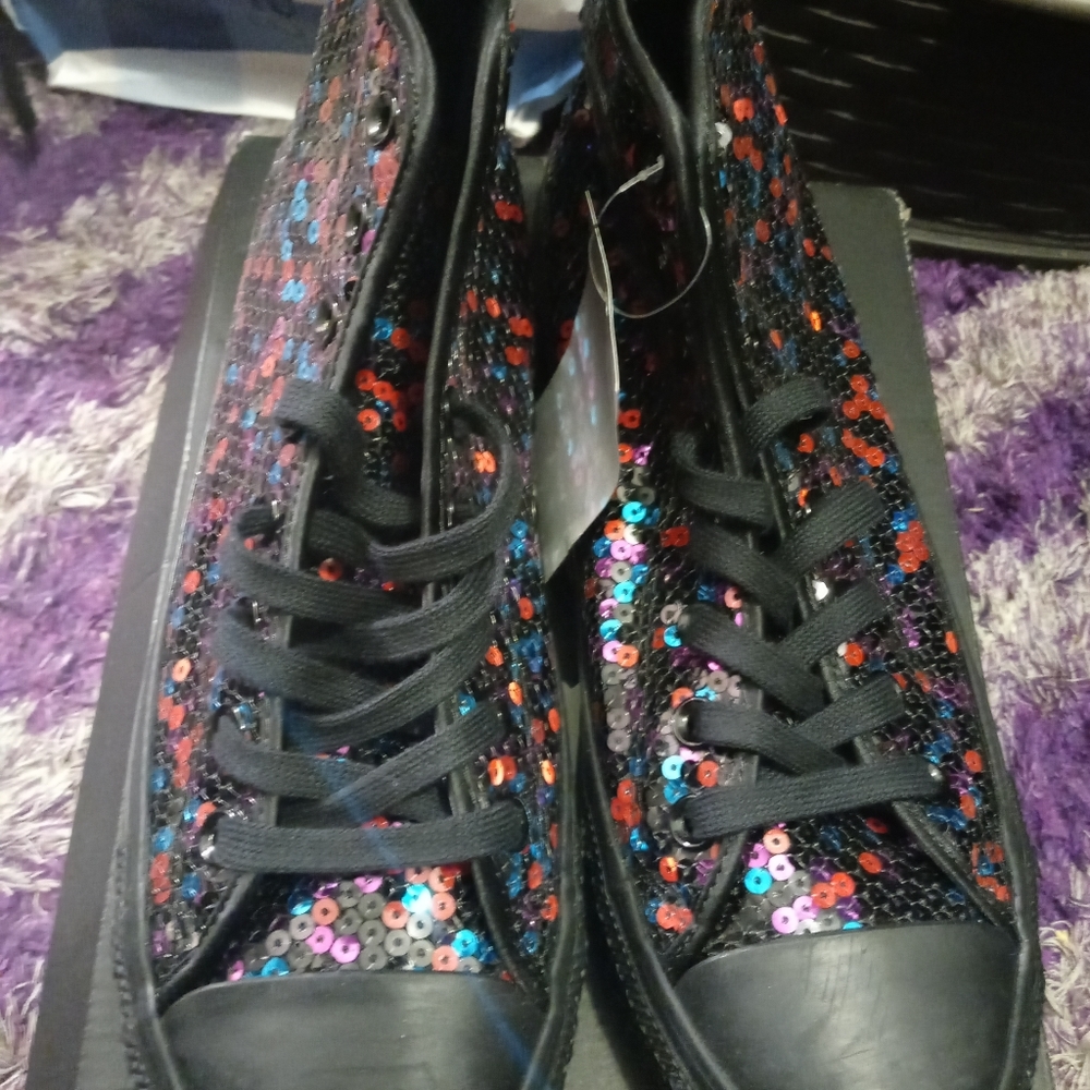 Converse